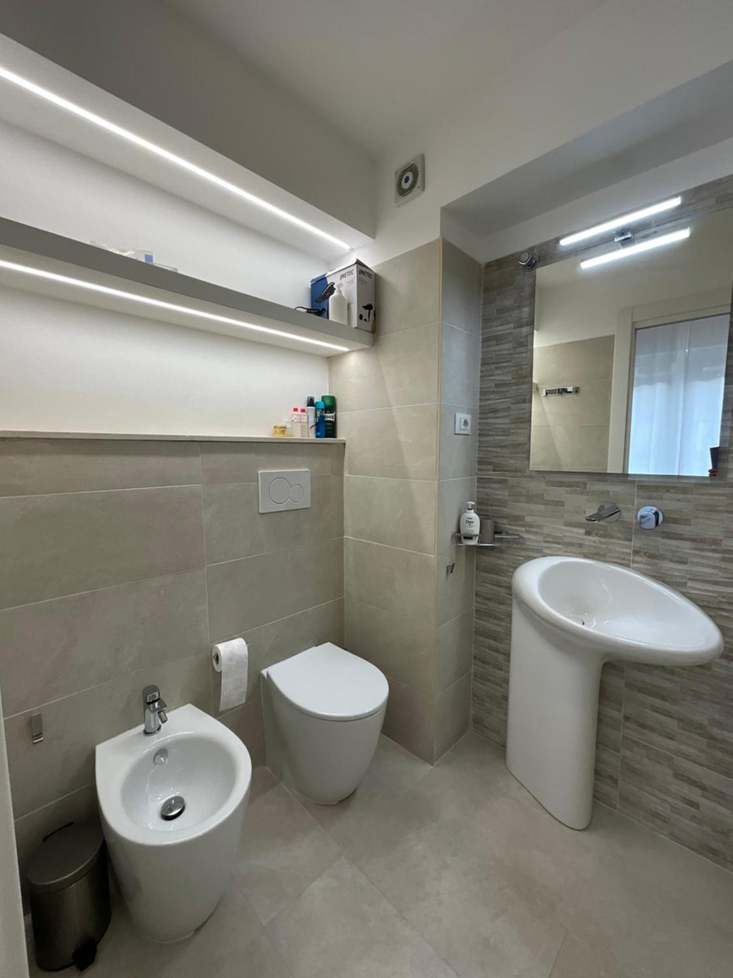 로마 Bilocale San Giovanni Design Apartament 아파트 외부 사진